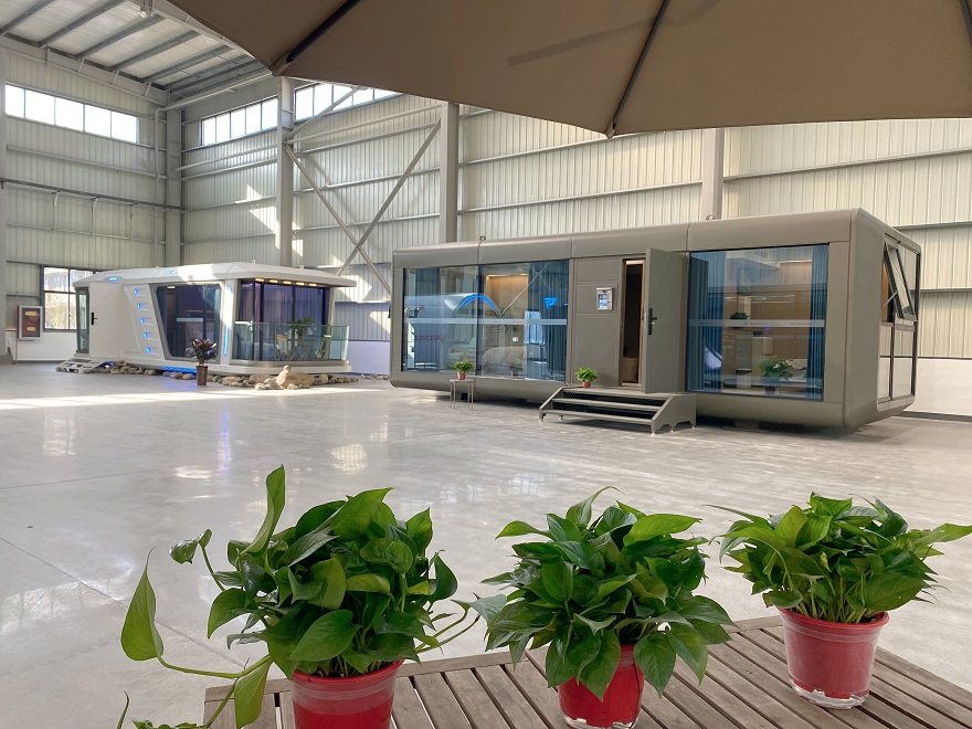 【德瀾仕】——邀您入住民宿太空艙，享夢幻星空之旅……